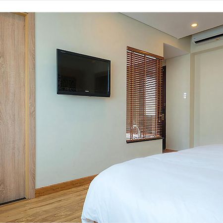 ホテル Gemini Saigon Luxury ホーチミン市 エクステリア 写真